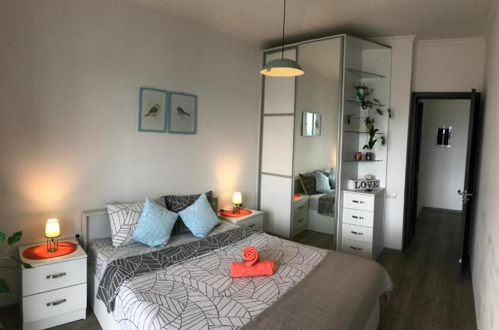 Ameri Plaza Green Apartments Тбилиси Екстериор снимка