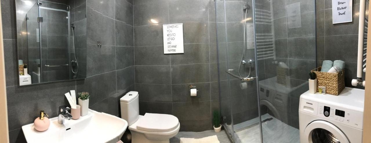 Ameri Plaza Green Apartments Тбилиси Екстериор снимка
