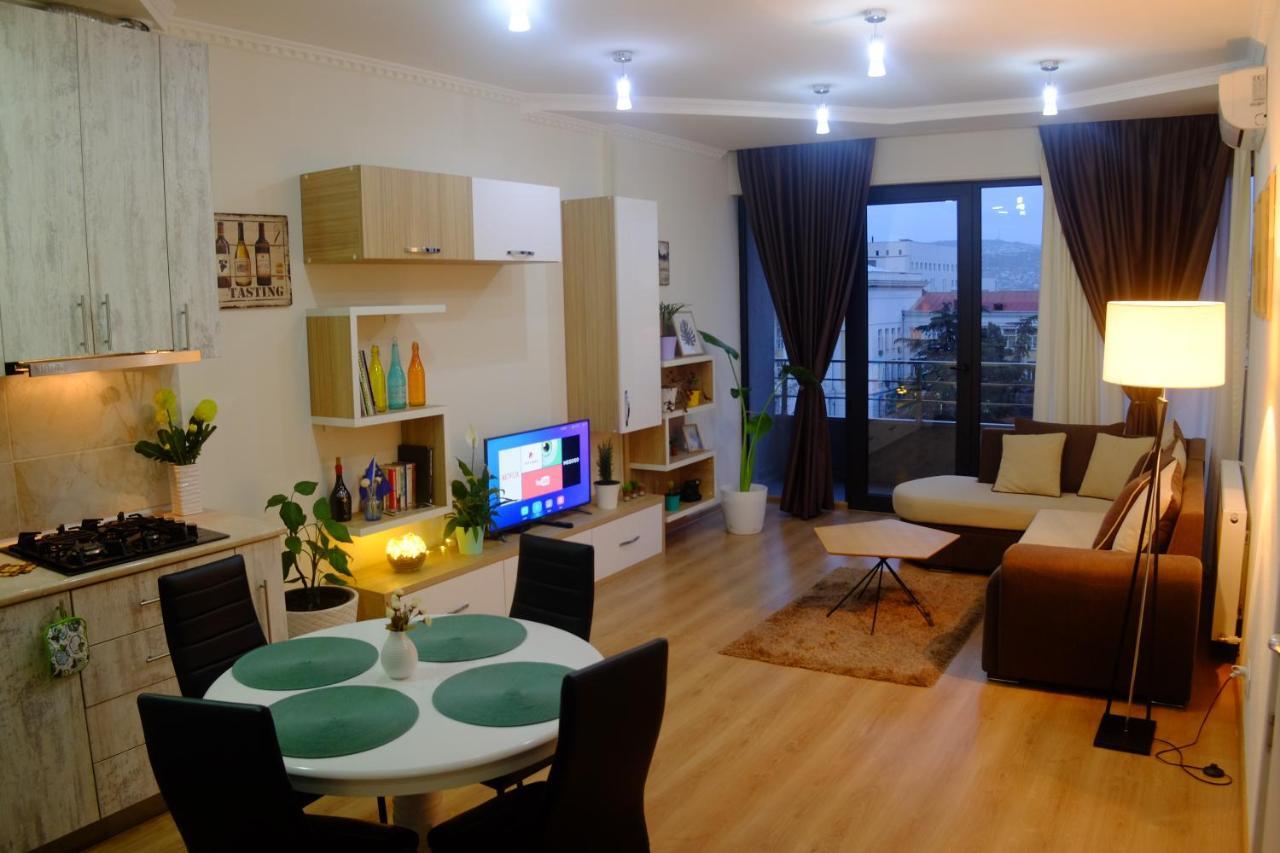 Ameri Plaza Green Apartments Тбилиси Екстериор снимка