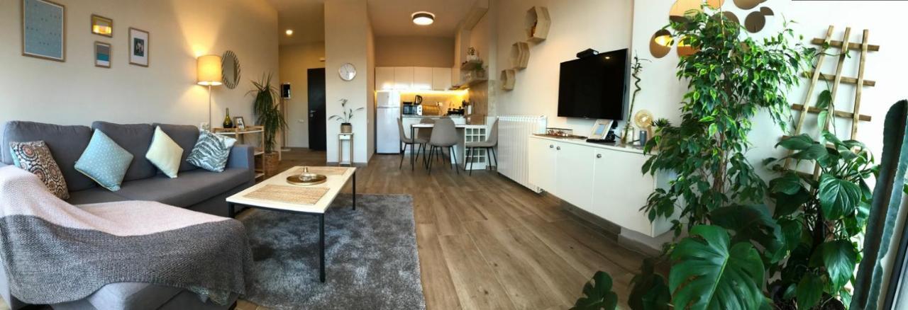 Ameri Plaza Green Apartments Тбилиси Екстериор снимка